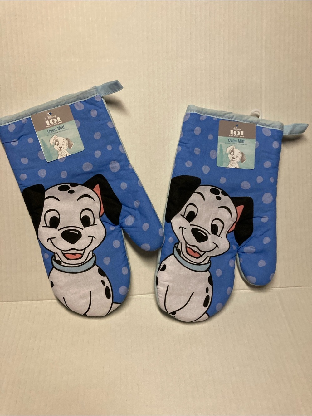 Disney Blue 101 Dalmatians Polka Dot Oven Mitts